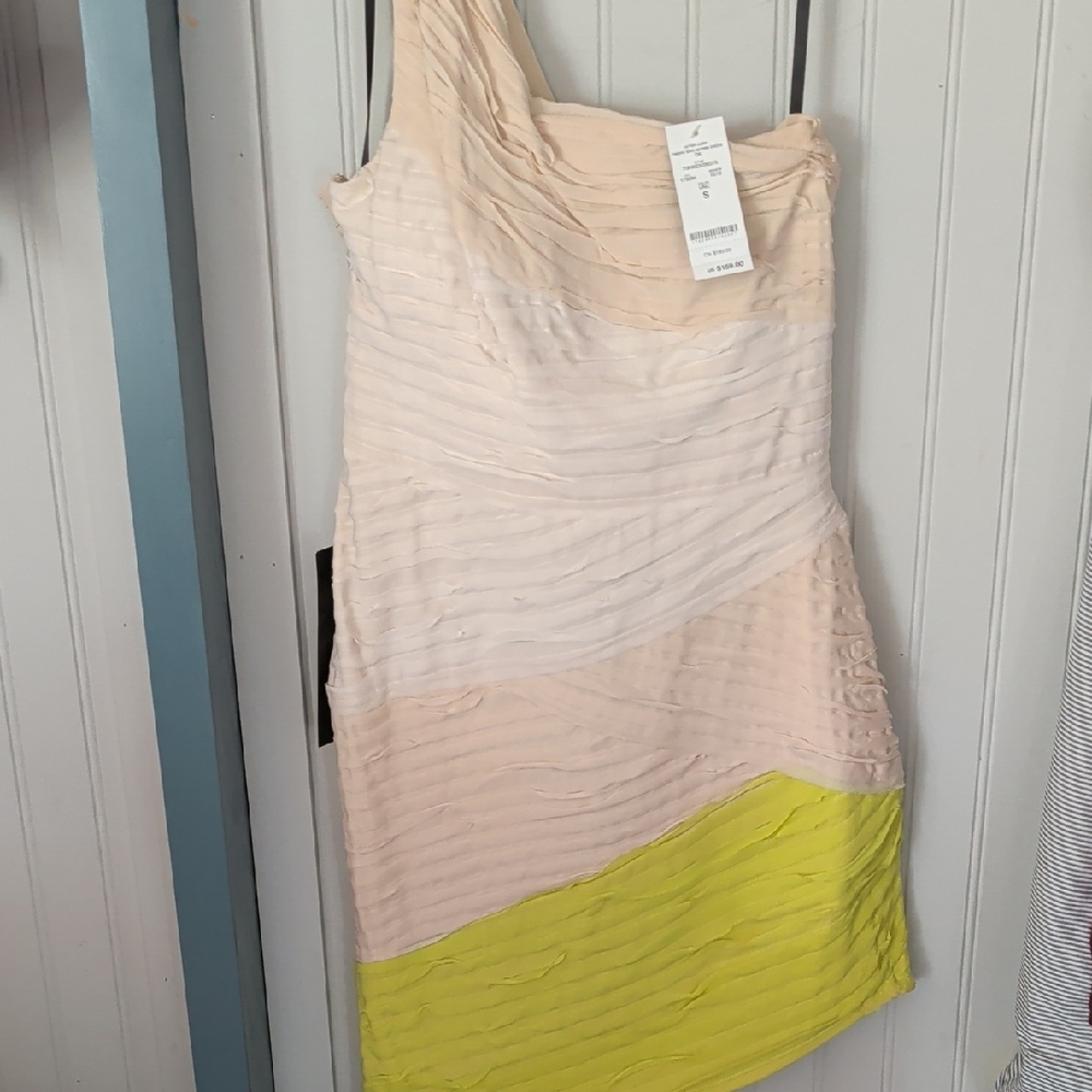 bebe One-Shoulder Colorblock Dress in Cream, Light Pink and Yellow